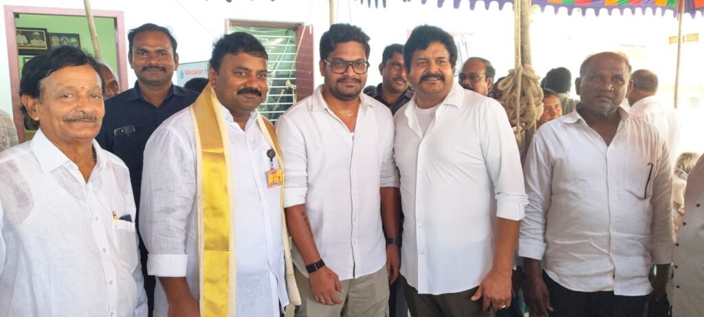 పెదపారుపూడిలో ఉచిత మెగా వైద్య శిబిరం.. ప్రారంభించిన ఎమ్మెల్యేలు వర్ల కుమార్ రాజా, వెనిగండ్ల రాము