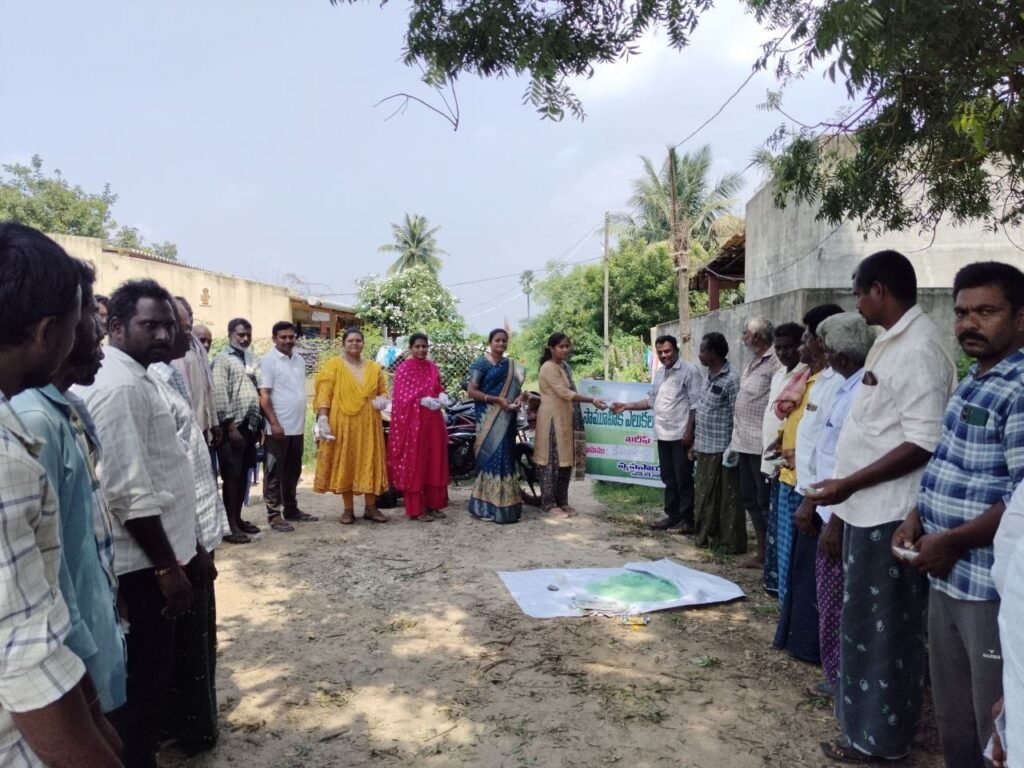 53వ డివిజన్‌లో రూ.9 లక్షలతో మెయిన్ అవుట్‌ఫాల్ రైలింగ్, రోడ్డు అభివృద్ధి పనులు.. పరిశీలించిన మాజీ కార్పొరేటర్ మహాదేవు అప్పాజీరావు