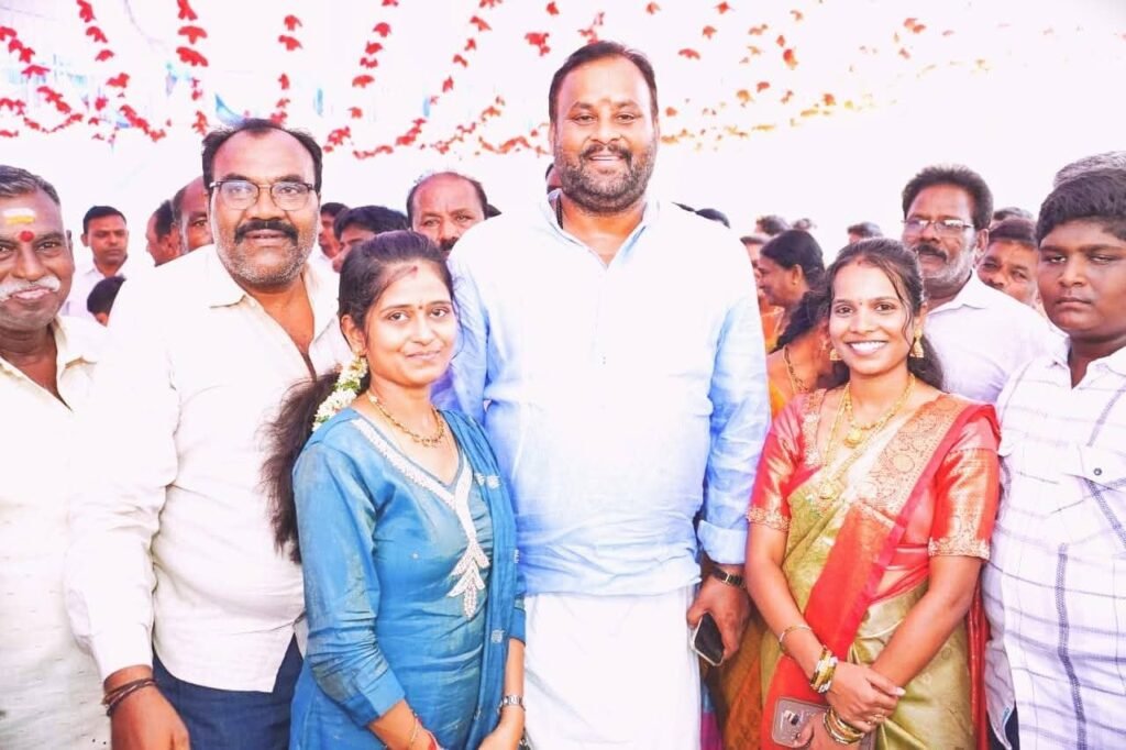 Title: రాయచోటిలో నూతన వధూవరులను ఆశీర్వదించిన మంత్రి మండిపల్లి రాంప్రసాద్ రెడ్డి