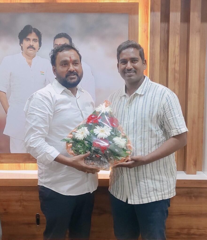 విజయవాడ పార్లమెంట్ కోఆర్డినేషన్ కమిటీ మెంబర్‌గా అమ్మిశెట్టి వాసు: మర్యాదపూర్వకంగా కలిసి శుభాకాంక్షలు తెలిపిన నేతలు