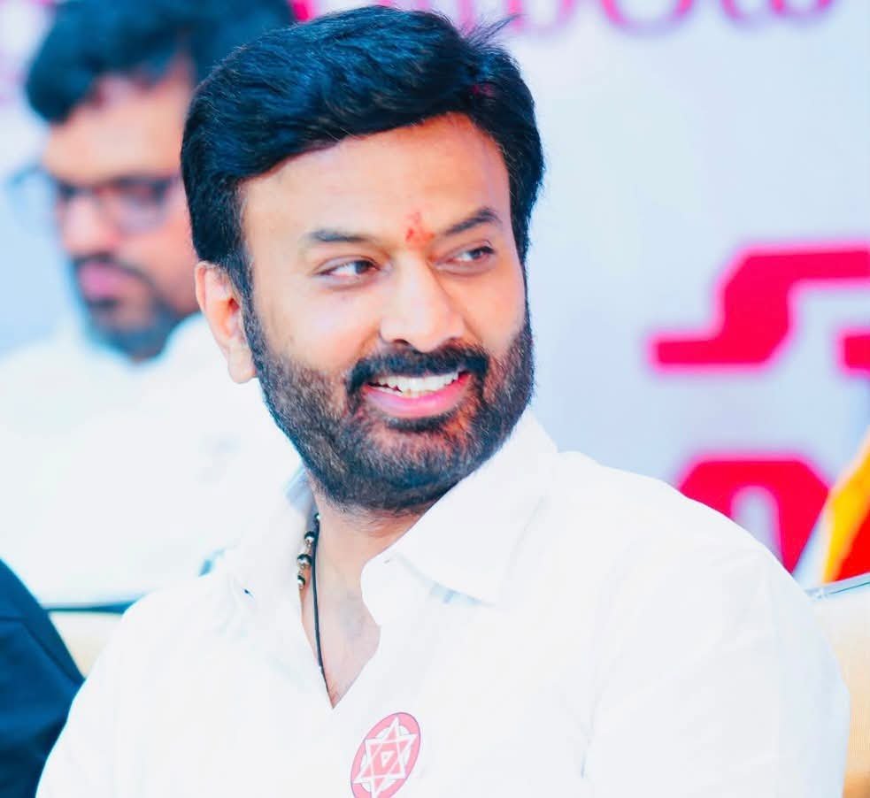 జనసేన ప్రధాన కార్యదర్శి రామ్ తాళ్లూరికి ఘనంగా జన్మదిన శుభాకాంక్షలు: పార్టీకి నిశ్శబ్ద వ్యూహకర్త.. వెల్లువెత్తిన అభిమానుల శుభాభినందనలు!