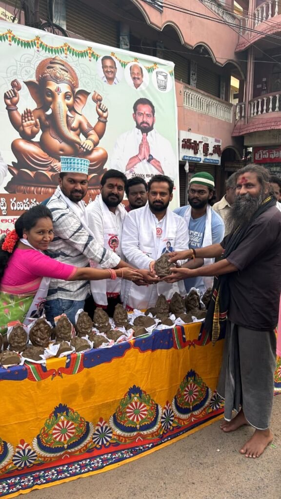 గన్నవరం నియోజకవర్గ ప్రజలందరికీ వినాయక చవితి శుభాకాంక్షలు…