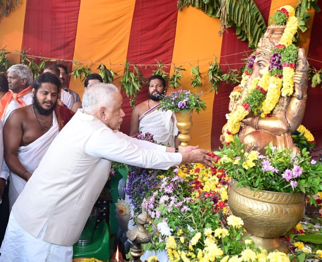 మంగినపూడి తీరంలో విజయ గణపతిని దర్శించుకున్న గవర్నర్ అబ్దుల్ నజీర్: ప్రత్యేక పూజలు