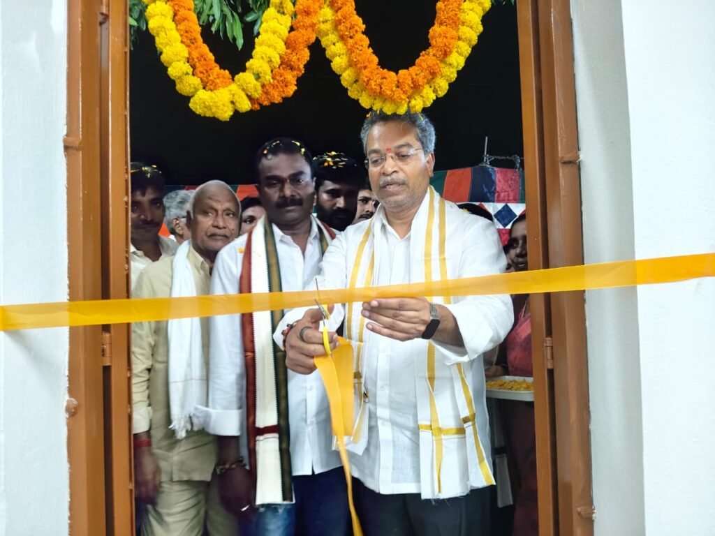 దుగ్గిరాలపాడులో నూతన అంగన్వాడీ భవనం ప్రారంభం: ఎమ్మెల్యే వసంత కృష్ణప్రసాద్