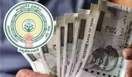 ఉమ్మడి కృష్ణా జిల్లాలో ఎన్టీఆర్ భరోసా పింఛన్ల కోసం పోటెత్తిన దరఖాస్తులు: మొత్తం 1.10 లక్షల అర్జీలు