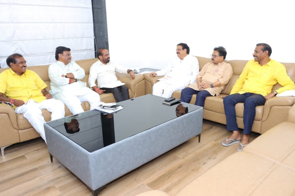 ఎన్డీఏ సమన్వయ భేటీ వేళ పవన్ కళ్యాణ్ కీలక వ్యాఖ్యలు: స్థానిక సంస్థల సమరంలో రాజీపడే ప్రసక్తే లేదు.. బలం ఉన్నచోట జనసేన పోటీ చేసి తీరుతుంది!