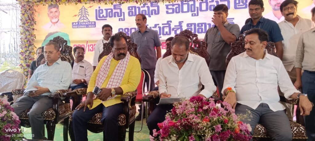 తిరువూరు టీడీపీలో ముదిరిన వర్గపోరు: మంత్రి సమక్షంలోనే ఎంపీ కేశినేని చిన్ని, ఎమ్మెల్యే కొలికపూడి దూరం.. మున్సిపల్ చైర్‌పర్సన్ పీఠం చుట్టూ ఆధిపత్య రాజకీయం!