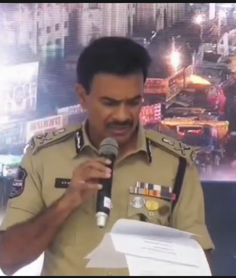తెలంగాణలో తీవ్ర విషాదం: వినాయక నిమజ్జనోత్సవాల్లో ఎస్సై సహా 13 మంది మృతి