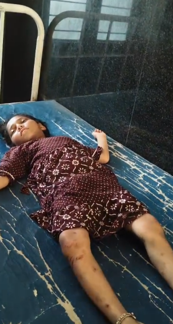 ఎర్రుపాలెం మండలంలో ఘోర రోడ్డు ప్రమాదం.. ఒకరు మృతి, పిల్లల పరిస్థితి విషమం