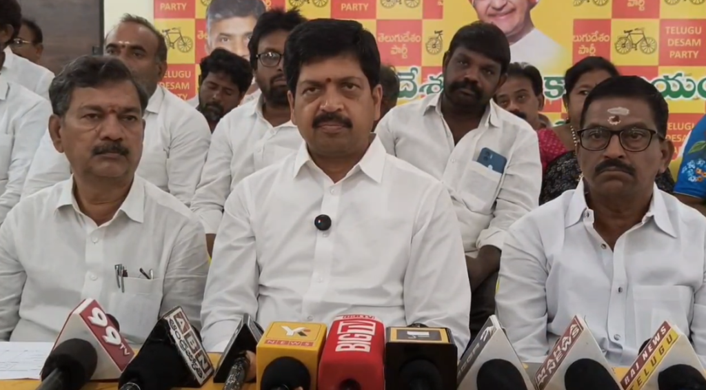 పేర్ని నానిపై మంత్రి కొల్లు రవీంద్ర సంచలన వ్యాఖ్యలు – అభివృద్ధిపై బహిరంగ చర్చకు సిద్ధమా అని సవాల్