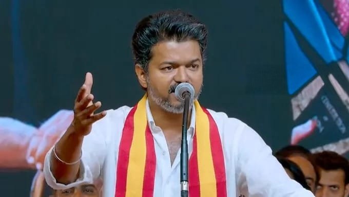 తమిళనాడులో అట్టహాసంగా ‘మేనమామ బంగారు ఉంగరం కానుక’ పథకం ప్రారంభం.. మదురై వేదికగా శ్రీకారం చుట్టిన సీఎం విజయ్