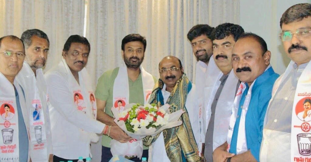జనసేన పార్టీ రాష్ట్ర కార్యాలయంలో కీలక సమావేశం.. చేరికలపై ముమ్మర కసరత్తు