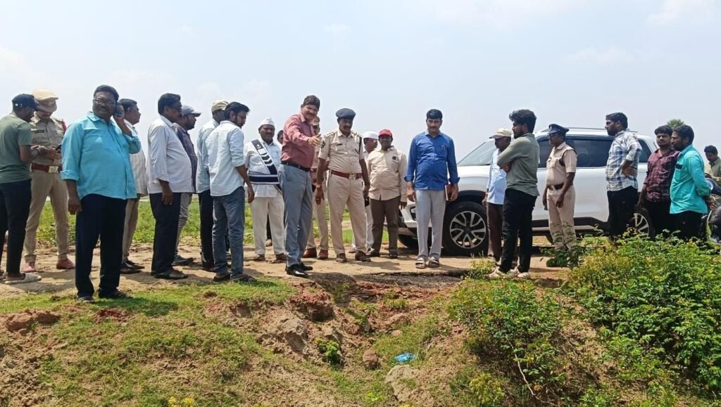 బందరు పోర్టు పరిసరాల్లో అక్రమ మైనింగ్‌కు చెక్ ప్రత్యేక టాస్క్‌ఫోర్స్ ఏర్పాటు ఆర్డీఓ సాంబశివరావు వెల్లడి