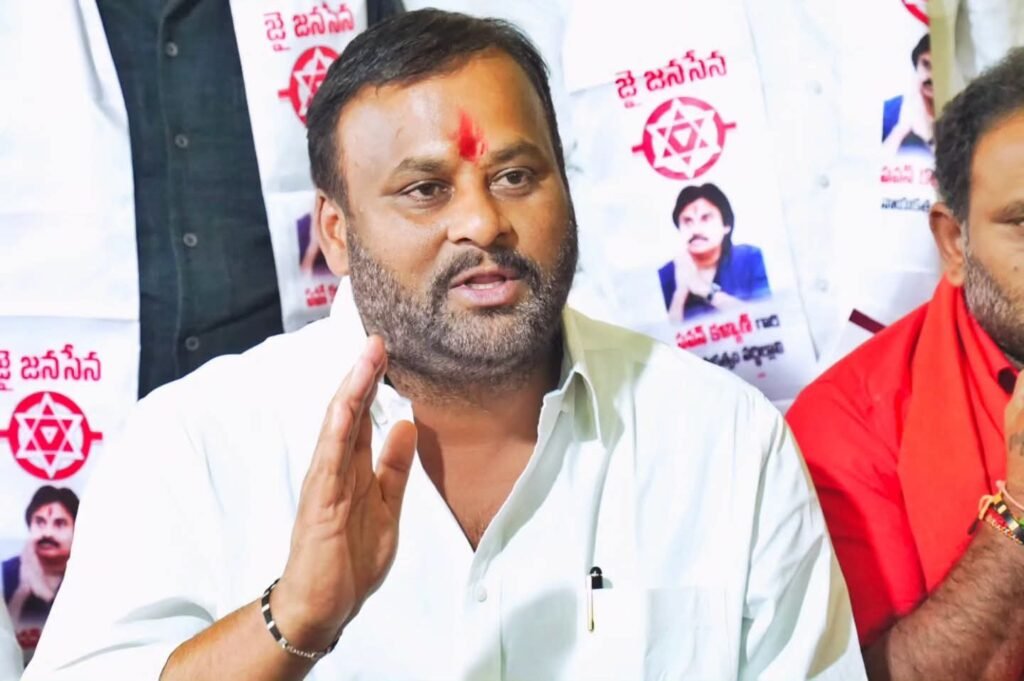 చిత్తూరు మున్సిపల్ ఎన్నికల్లో కూటమి విజయం ఖాయం.. సమన్వయంతో పనిచేయాలని మంత్రి మండిపల్లి పిలుపు