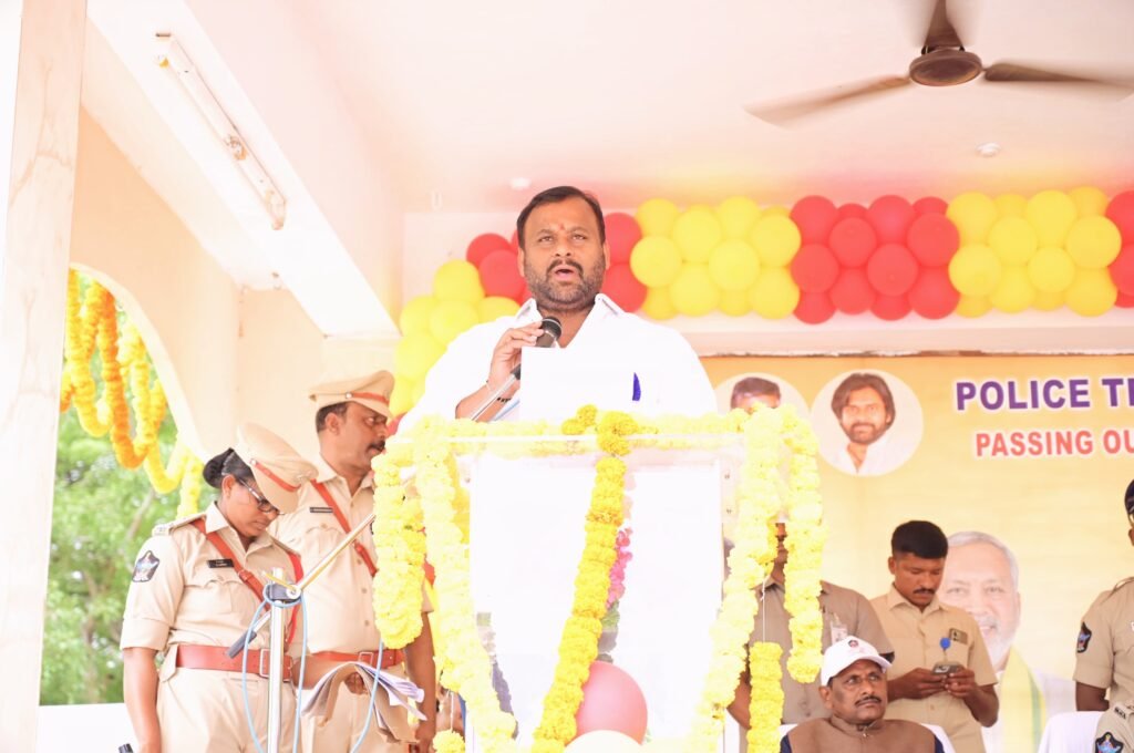 తిరుపతి కళ్యాణ్‌డ్యామ్ పీటీసీలో ఘనంగా పాసింగ్‌ఔట్ పరేడ్, హాజరైన మంత్రి మండిపల్లి రాంప్రసాద్ రెడ్డి