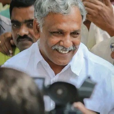 జనసేనలోకి విజయవాడ తూర్పు మాజీ ఎమ్మెల్యే యలమంచిలి రవి? నగర రాజకీయాల్లో సరికొత్త సమీకరణాలు!