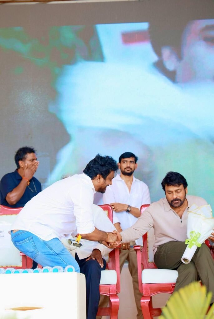 తూర్పుగోదావరి జిల్లాలో మెగాస్టార్ చిరంజీవి పర్యటన: ఎడిద బాబి, మెగా యూత్ ఫోర్స్ ఆధ్వర్యంలో అభిమానుల అపూర్వ స్వాగతం!