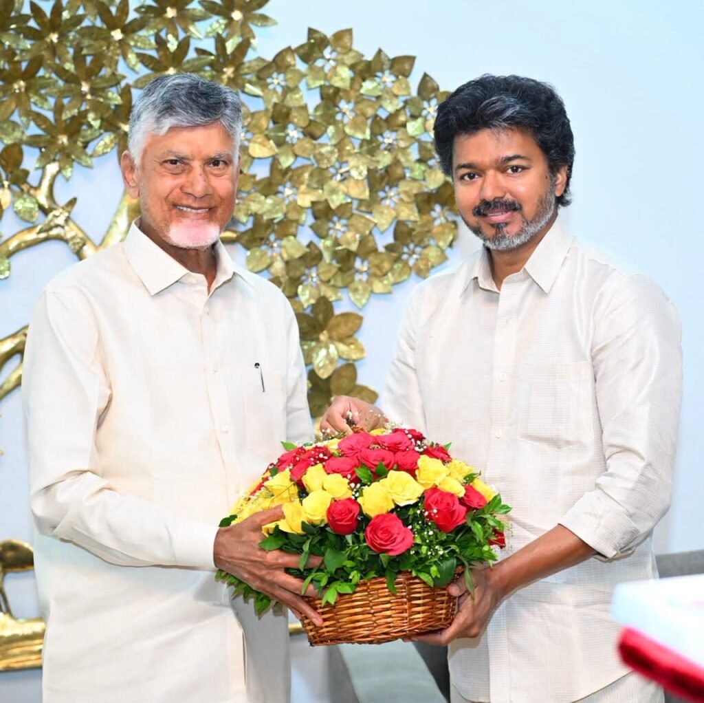 ఏపీ సీఎం చంద్రబాబుతో తమిళనాడు సీఎం విజయ్ భేటీ: గోదావరి-కావేరి అనుసంధానంపై చర్చ