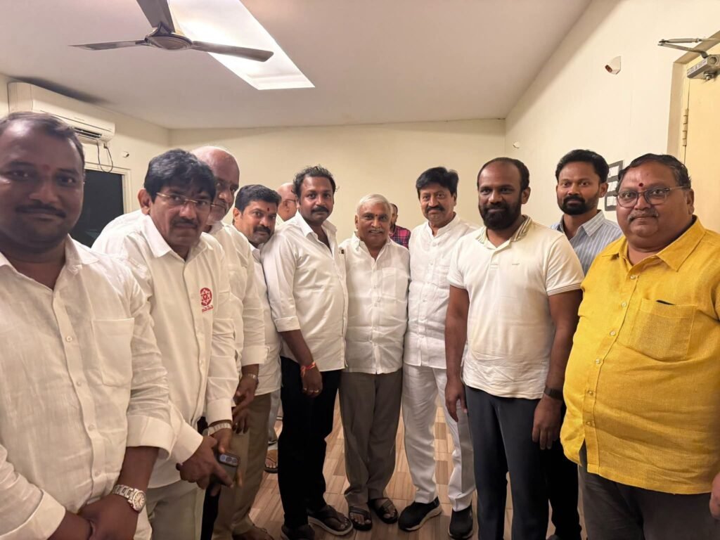 మేయర్ అభ్యర్థి వంగవీటి రాధాకృష్ణతో ఎన్టీఆర్ జిల్లా అధ్యక్షులు సామినేని ఉదయభాను భేటీ: కూటమి విజయమే లక్ష్యంగా కార్యాచరణ (జన గళం ఎలక్షన్ బులెటిన్)