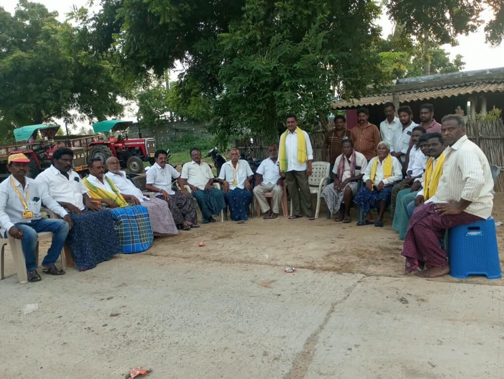 మునిపెడలో ఘనంగా టీడీపీ బూత్ స్థాయి సమావేశం: కూటమి ప్రభుత్వంపై అసత్య ప్రచారాలను తిప్పికొట్టండి.. స్థానిక పోరులో విజయమే ఎమ్మెల్యే కాగితకు బహుమతి: పిన్నెంటి రత్తయ్య పిలుపు!