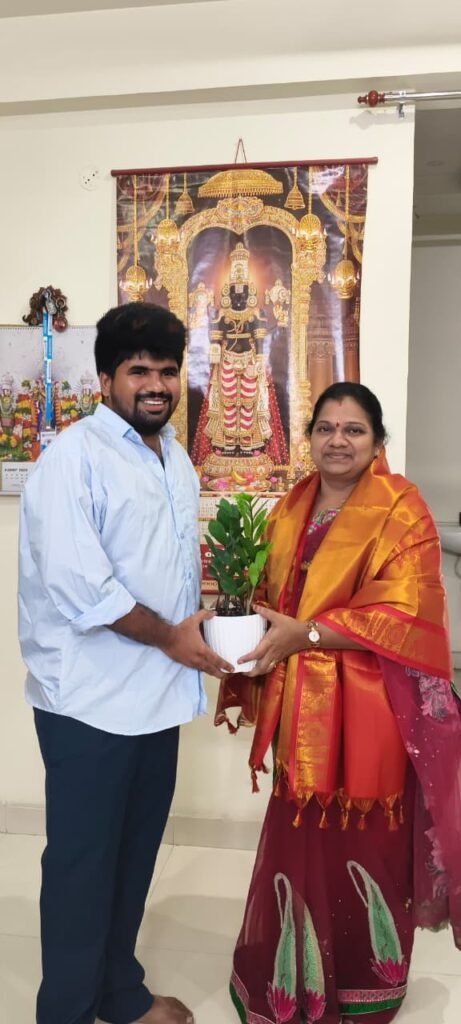 గుంటూరు పార్లమెంట్ జనసేన సమన్వయకర్తగా బడే కోమలి: మర్యాదపూర్వకంగా కలిసి అభినందించిన శ్రేణులు!