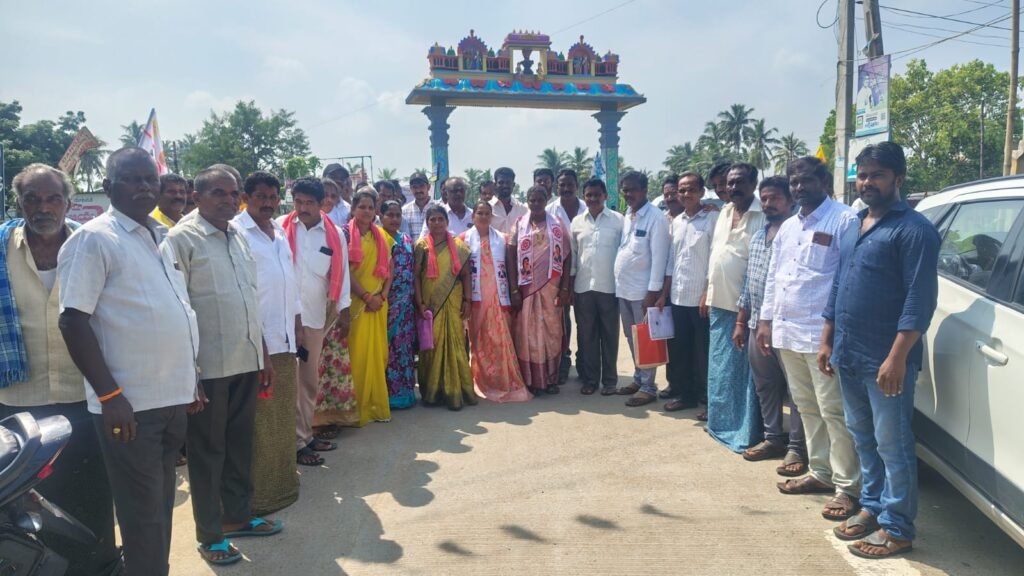 కృత్తివెన్ను మండలంలో ఉత్సాహంగా సాగిన జనసేన ఎంపీటీసీ నామినేషన్ల పర్వం: చెరుకుమిల్లి, యండపల్లి స్థానాలకు నామినేషన్లు దాఖలు చేసిన మహిళా నాయకురాళ్లు.. అధిష్టానం నిర్ణయమే శిరోధార్యమంటూ భారీగా తరలివచ్చిన కూటమి శ్రేణులు!