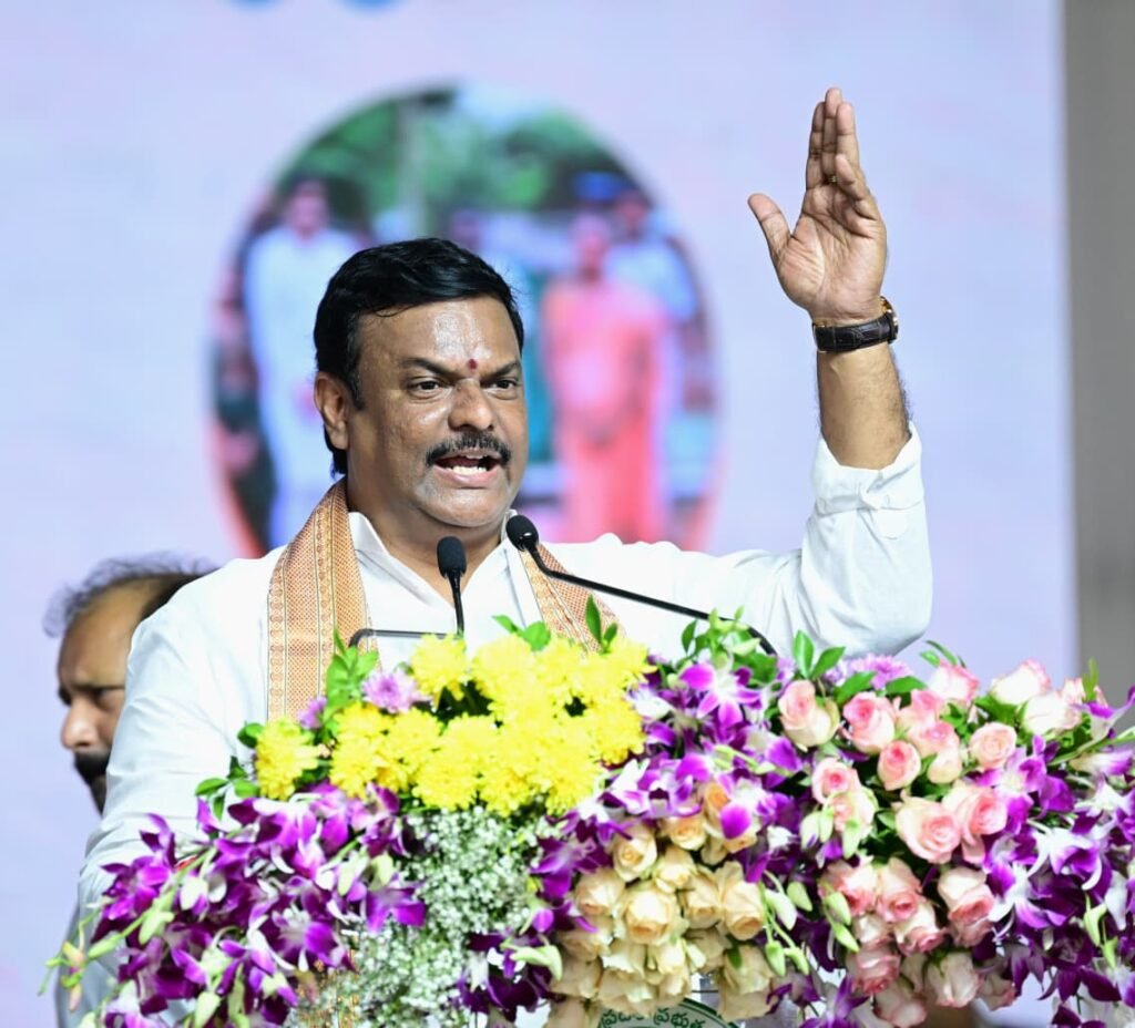 ప్రొద్దుటూరులో ఘనంగా జల్ జీవన్ మిషన్ పనుల ప్రారంభం.. రూ. 30,156 కోట్లతో అమరజీవి జలధారకు శ్రీకారం చుట్టిన సీఎం చంద్రబాబు, డిప్యూటీ సీఎం పవన్ కళ్యాణ్