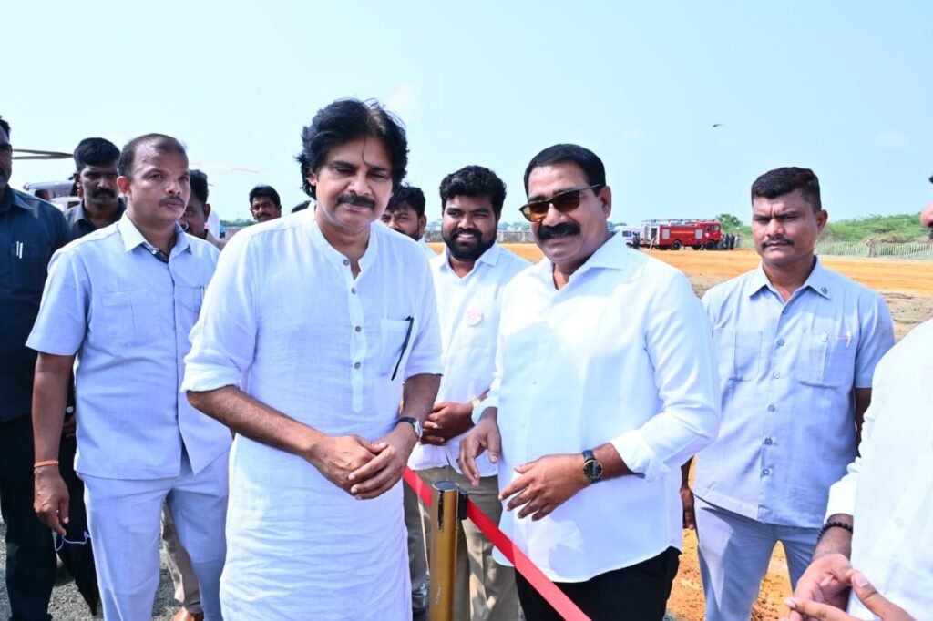 ప్రొద్దుటూరుకు చేరుకున్న ఉప ముఖ్యమంత్రి పవన్ కళ్యాణ్.. అమరజీవి జలధార ప్రారంభోత్సవానికి సర్వం సిద్ధం