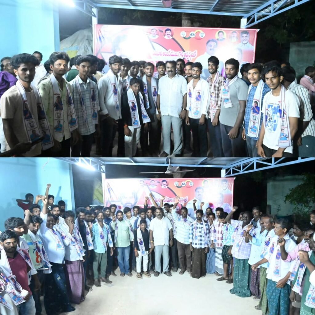 రాజానగరం నియోజకవర్గంలో జోరుగా జనసేన విస్తరణ.. కోరుకొండ మండలం కోటి గ్రామంలో వైసీపీకి భారీ షాక్, ఎమ్మెల్యే బత్తుల బలరామకృష్ణ సమక్షంలో జనసేనలో చేరిన 200 మంది వైఎస్సార్‌సీపీ నేతలు, కార్యకర్తలు
